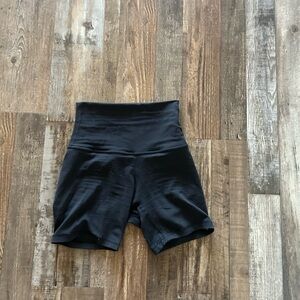 lululemon align biker shorts